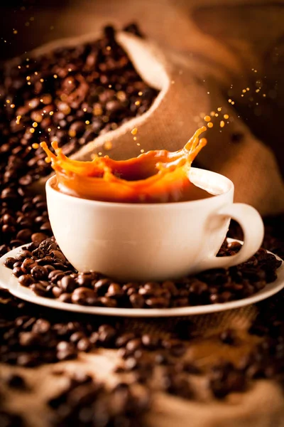 Cup Coffee Cake Coffee Beans — Stock Photo, Image