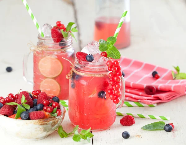 Summer Berry Drink Lemonade Raspberry Blackberry Lemon Mint Mason Jar — Stock Photo, Image