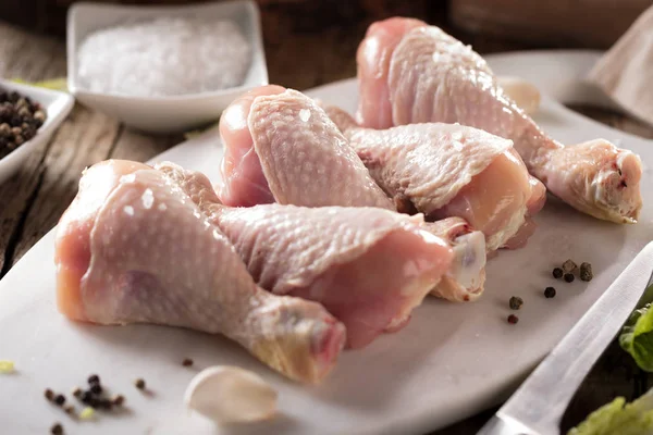 Raw Chicken Legs Wooden Background Close — Stock Photo, Image