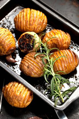 Taze sulu Orta nadir sığır eti Grillsteak. Barbekü et yakın çekim