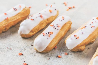 Ev yapımı kek eklerleri. Geleneksel eklerleri, profitroles klasik, eklerleri Fransız.