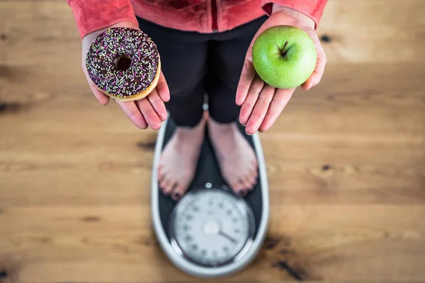 Healthy Young Woman Looking Healthy Unhealthy Plates Food Trying Make — Stock Photo, Image