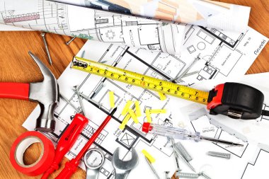 plan ve çeşitli inşaat araçları, bakım kavramı üst görünümü 