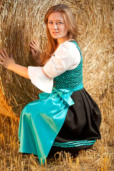 Beautiful Young Woman Blue Dress Posing Haystack Wheat Field — Stock Photo, Image
