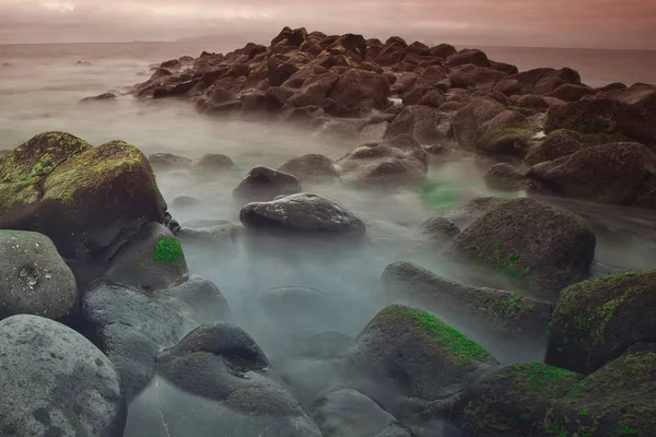 Larga Exposición Hermosos Paisajes Marinos Rocosos — Foto de Stock