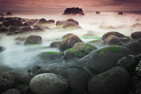 Larga Exposición Hermosos Paisajes Marinos Rocosos — Foto de Stock