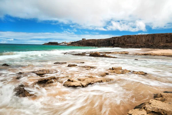 Amazing Seascape Sandy Beach Cliffs Clouds Sky — Stock Photo, Image