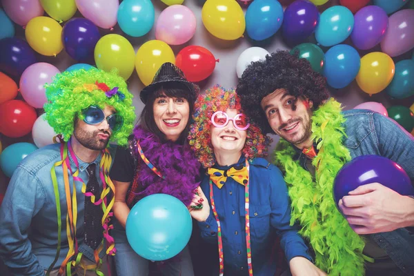 Festa Pessoas Comemorando Carnaval Ano Novo Clube Festa — Fotografia de Stock