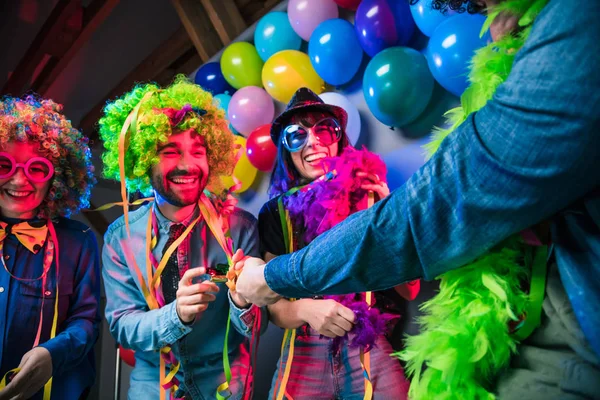 Partyfolket Firar Karneval Eller Nyår Party Club — Stockfoto