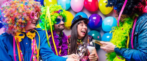 Partyfolket Firar Karneval Eller Nyår Party Club — Stockfoto