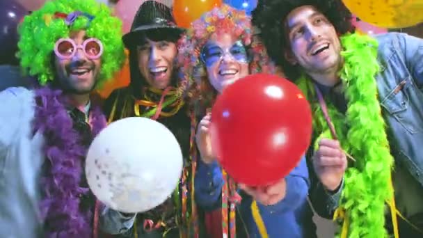 Partyfolket Firar Karneval Eller Nyår Party Club — Stockvideo