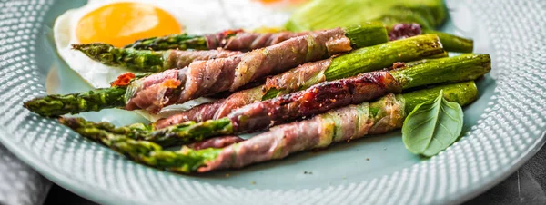 Close View Asparagus Wrapped Bacon Fried Eggs Plate — Stock Photo, Image