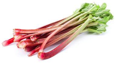 Beyaz arkaplanda çiğ ravent