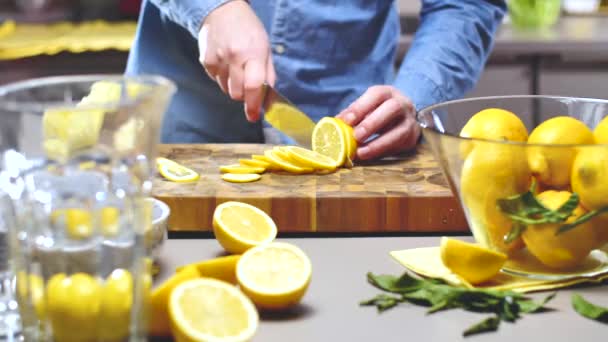 Mid Section Man Holding Knife Slicing Fresh Juicy Lemon Chopping — Stock Video