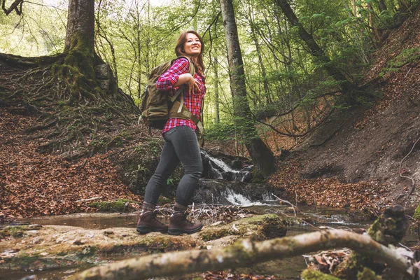 Low Angle View Smiling Young Woman Backpack Walking Log River — Stock Photo, Image