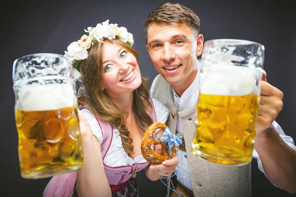 Excited Young Man Woman Holding Glasses Beer Smiling Camera Oktoberfest — Stock Photo, Image