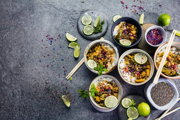 Conjunto Comida Gourmet Tradicional Asiática Cuencos Palillos Vista Superior — Foto de Stock