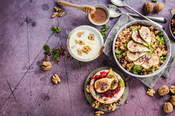 Vista Superior Sabrosa Comida Saludable Con Frutas Nueces Semillas Granada — Foto de Stock