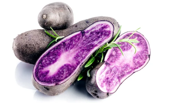 Close View Vitolette Noir Purple Potatoes Green Leaves White Background — Stock Photo, Image