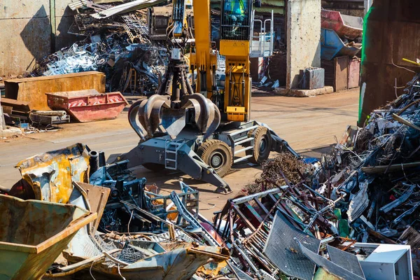 Hoop Van Oude Metaal Apparatuur Voor Recycling — Stockfoto