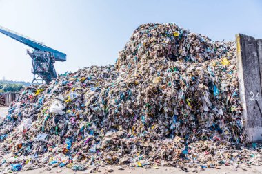 atık plastik şişe ve plastik atık diğer türleri