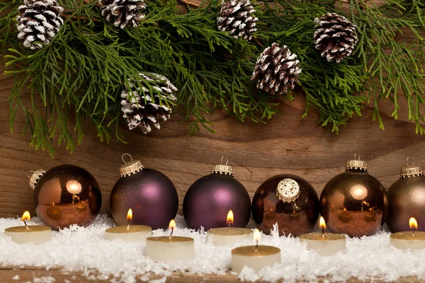 크리스마스는 장난감 가문비나무 장식용 크리스마스 장식물 — 스톡 사진