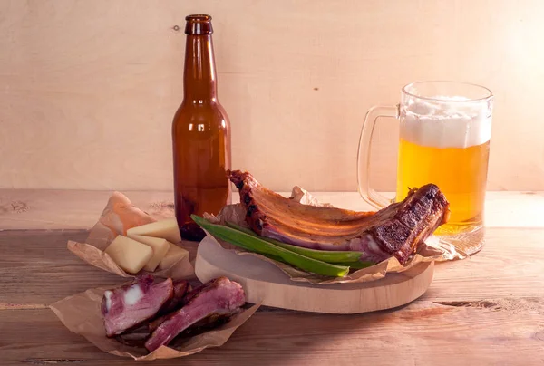 Costillas Cerdo Ahumadas Con Cerveza Ligera Queso — Foto de Stock