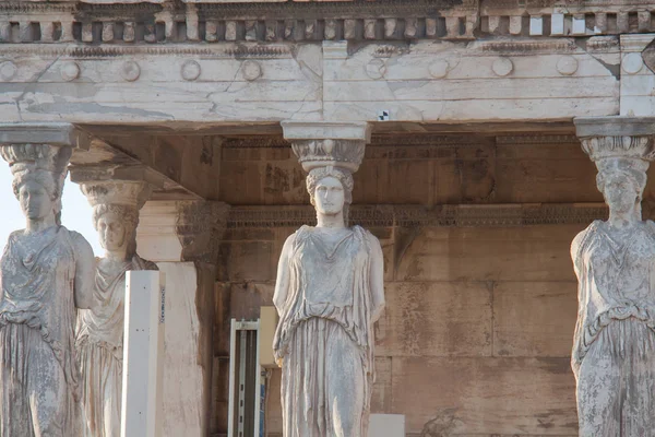 Close Standbeeld Van Tempel Van Erechtheion Athene — Stockfoto