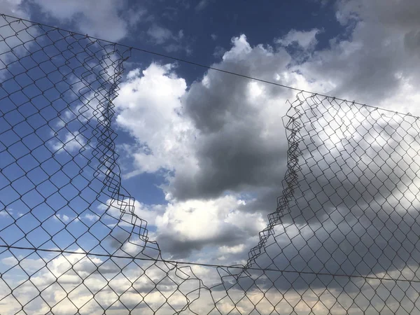 Metallic Fence Hole Freedom Security Background Protection — Stock Photo, Image