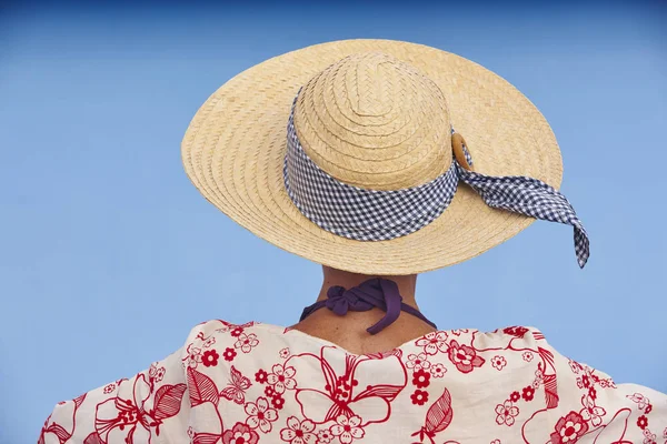 Summer Time Woman Hat Blue Background Relaxing Time — Stock Photo, Image