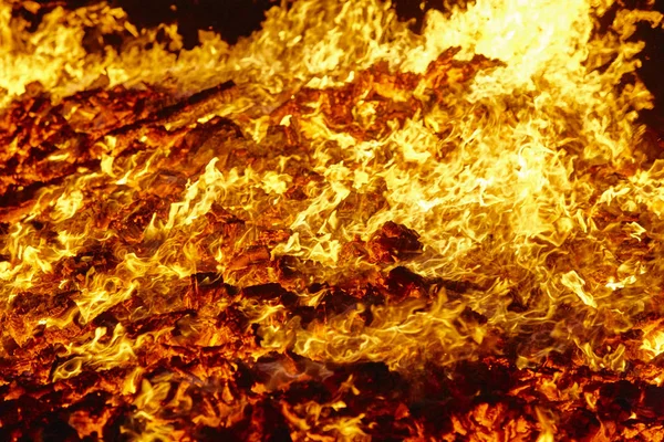 Fuoco Materiale Incandescente Vulcanico Falò Carbone Bollente Combustione Delle Emissioni — Foto Stock