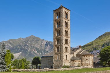 İspanyol romantizmi. Sant Climent de Taull kilisesi. Vall de Boi 'da. İspanya