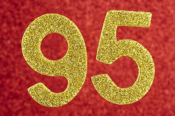Zahl Fünfundneunzig Goldene Farbe Auf Rotem Hintergrund Jubiläum Horizontal — Stockfoto