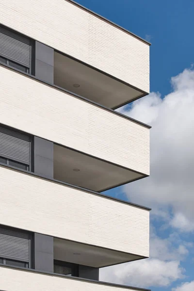 Nieuwbouw Exterieur Gevel Met Terras Bouw Kopen Huren — Stockfoto