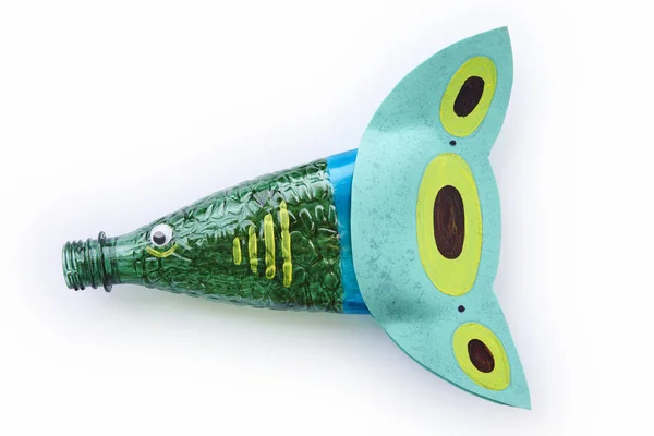 Butelki Tworzyw Sztucznych Pochodzących Recyklingu Ryba Rysunek Ponowne Użycie Śmieci — Zdjęcie stockowe