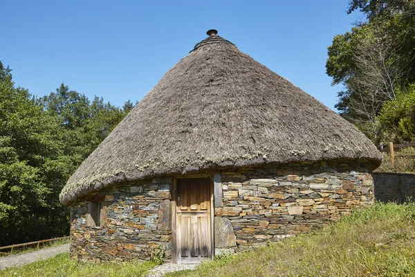 Traditionele Spaanse Constructie Gemaakt Met Stenen Conisch Dak Palloza — Stockfoto