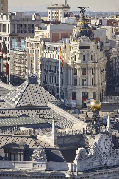 マドリード スカイライン市内中心部 ダウンタウンの伝統的な建物 スペインを旅行します — ストック写真