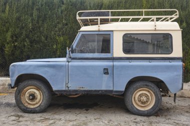 Klasik antika tüm çark sürücü araç. Karayolu Taşımacılığı