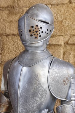 Kask ile antik Ortaçağ Şövalyesi zırh koruması. Askeri d