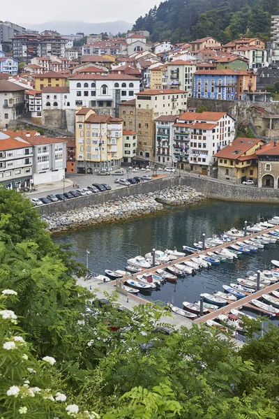 Spanish traditional fishing harbor village in Mutriku. Spain — Stock Photo, Image