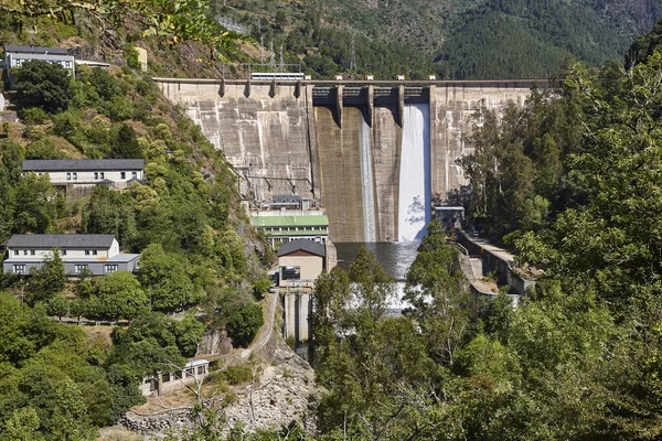 Wasserkraftwerk Und Staudamm Von Oben Gesehen Galicien Spanien — Stockfoto