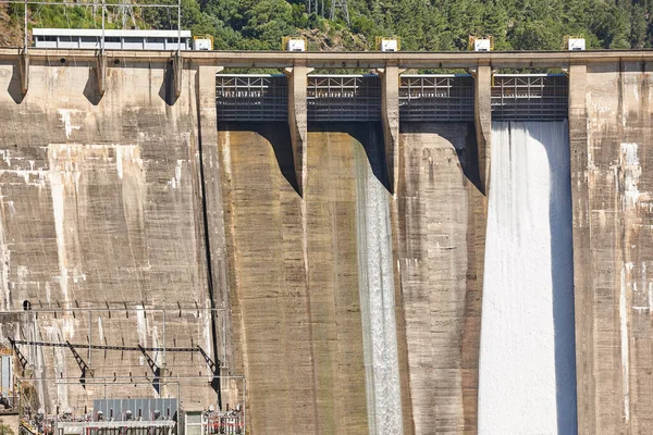 Wasserkraftwerk Und Staudamm Von Oben Gesehen Galicien Spanien — Stockfoto