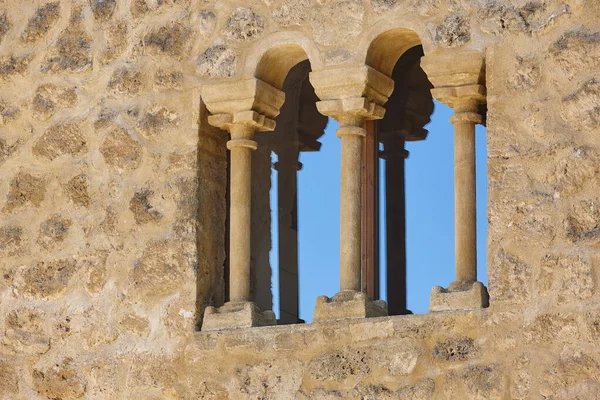 Arcos Columnas Románticas Recuperadas Muro Piedra España —  Fotos de Stock