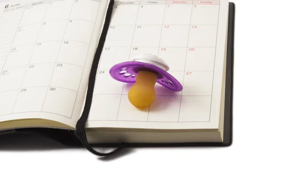 Soother Sur Calendrier Vue Rapprochée Concept Grossesse — Photo