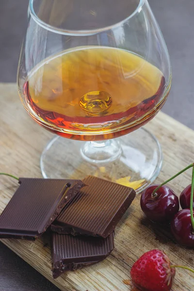 Cognac Fruits Verre Chocolat — Photo