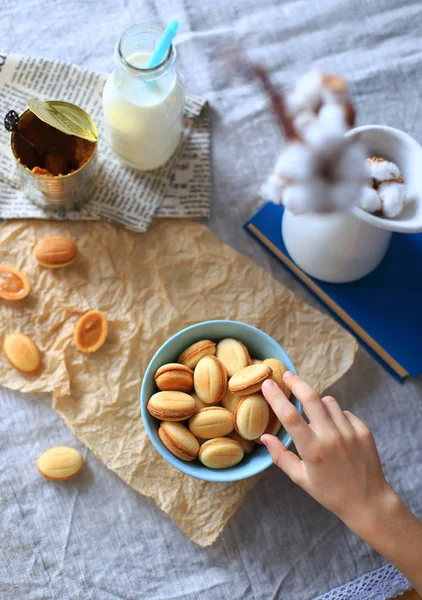 Tanımlama bilgilerini nutlets karamel ile