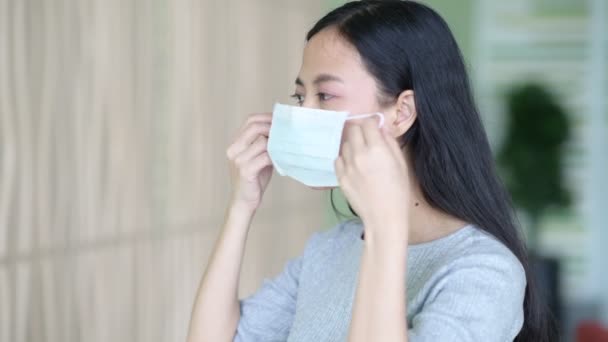 Asiatique Jeune Femme Avec Grippe Visage Masque — Video