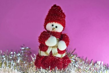 Noel ile kırmızı ve beyaz mavi parlak yıldızlı tema arka plan. Hediyeler, süslemeleri ve tinsel. Lütfen bkz: benim geniş Aralık Noel görüntüleri.