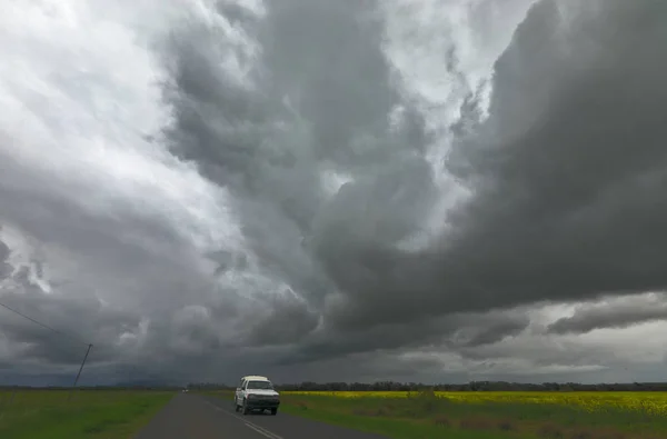 Cold fronts in the Western Cape (South Africa) can pick up very quickly and rolls over the inland bringing rain over the dry parts of the country.