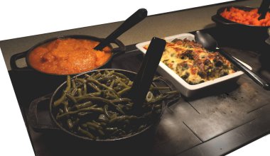 Şef onun açık büfe için güzel gıda şansım vardı: kabak, taze fasulye, havuç ve lahana. Sen almak ve seçmek.